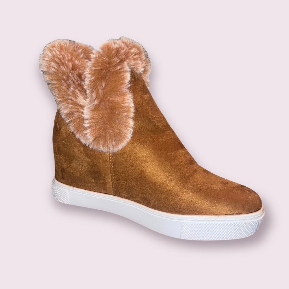 Jessica Carlyle suede fur trim sneaker booties
